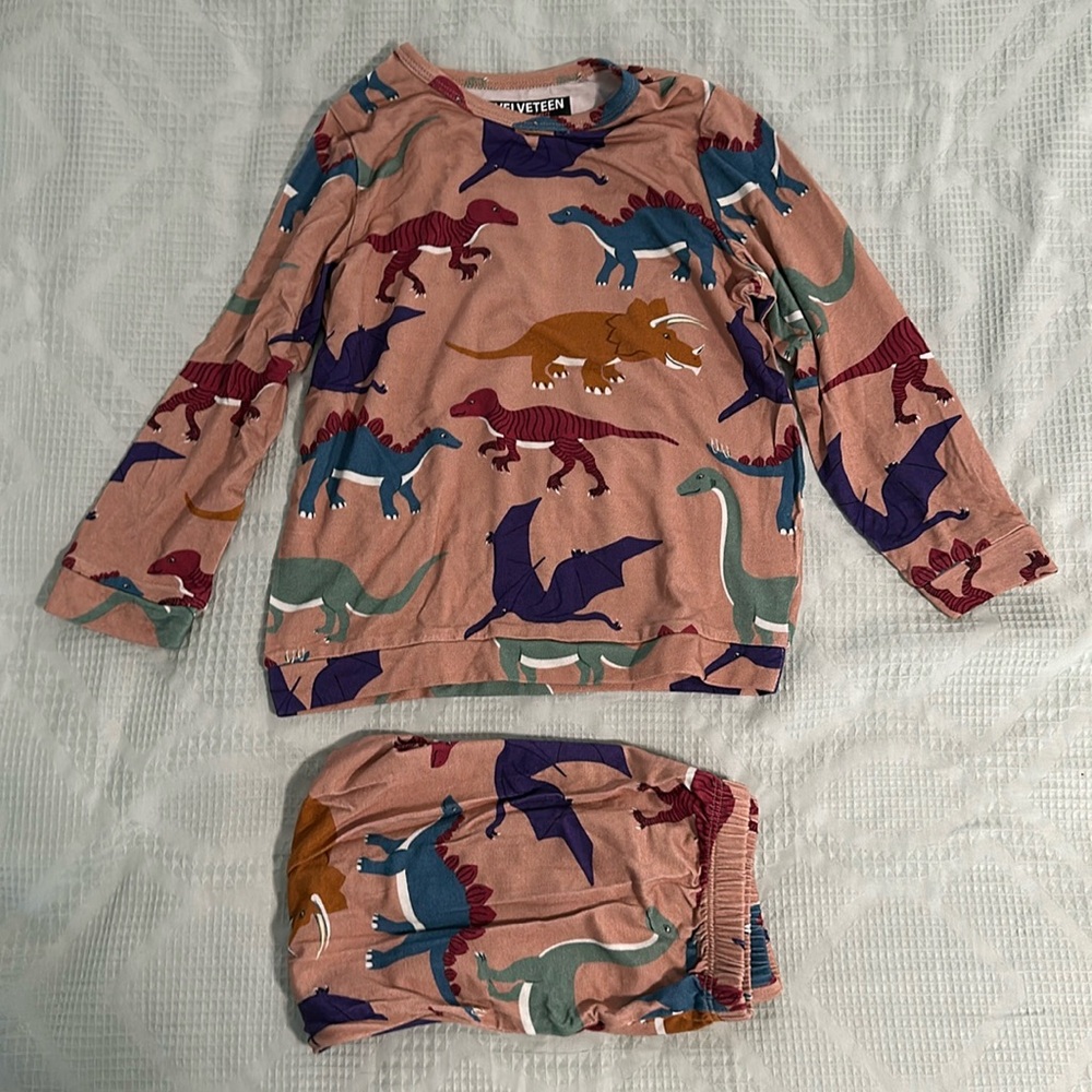 Velveteen Kids' Peach Dinosaur Pajama Set
